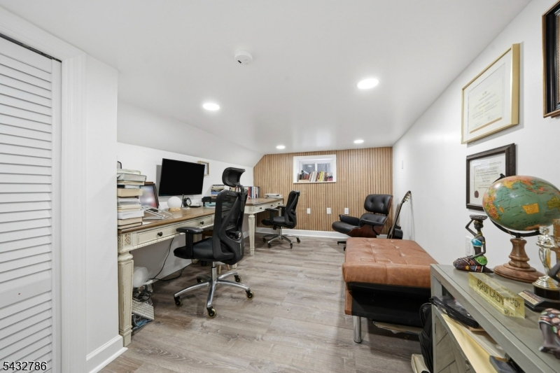 Lincoln - Residential
