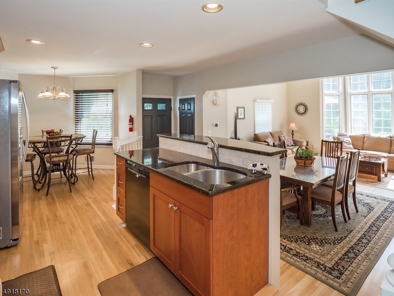 High Mountain Village - Residential