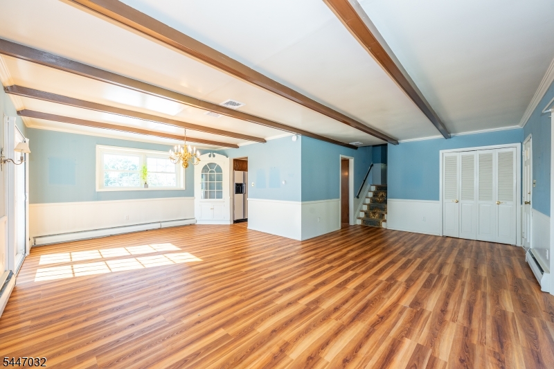 Ironia - Residential