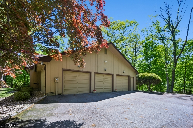 High Oaks - Residential