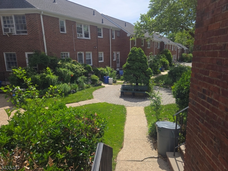 Maplewood Village Condos - Residential