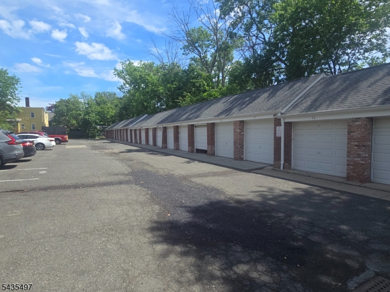 Maplewood Village Condos - Residential