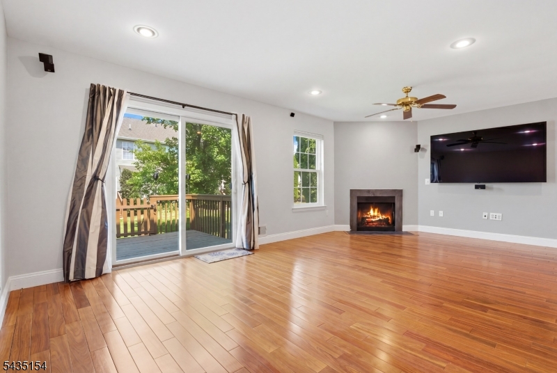 Somerset Glen - Residential