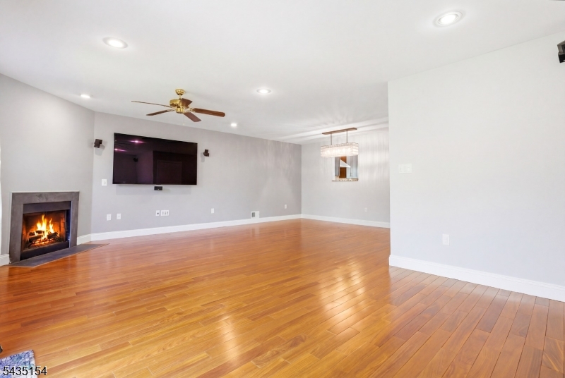 Somerset Glen - Residential