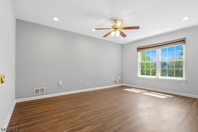 Somerset Glen - Residential