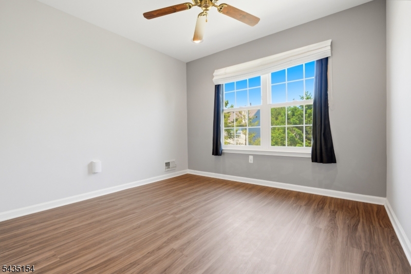 Somerset Glen - Residential
