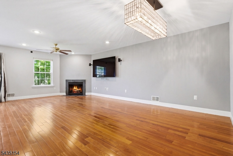 Somerset Glen - Residential