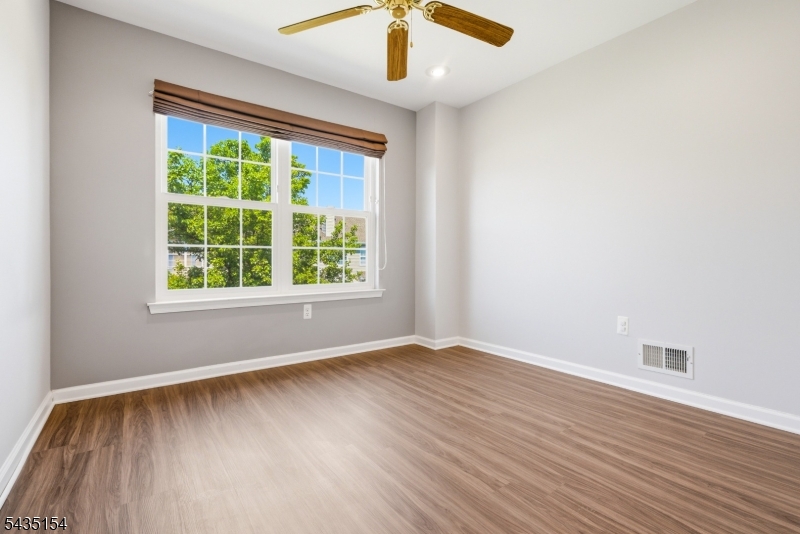 Somerset Glen - Residential