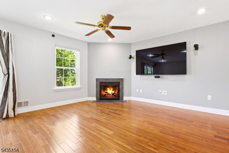 Somerset Glen - Residential