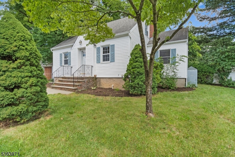 Lovely 3 BR cape with lots of curb appeal has freshly painted interior. Conveniently located near schools, shopping & transportation. First level has hardwood floors as well as new tile flooring in both the bathroom and kitchen. Level property and located on a quiet culdesac street. Perfect condo alternative. Expansion Possibilities, Photos virtually staged.