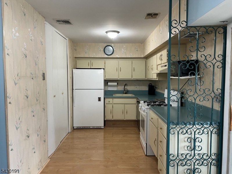 Cheesequake Village - Residential
