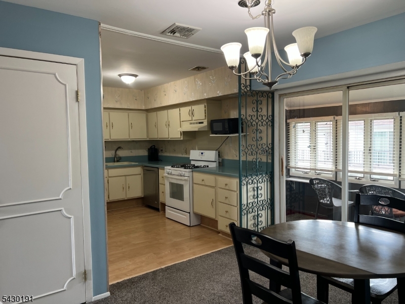 Cheesequake Village - Residential