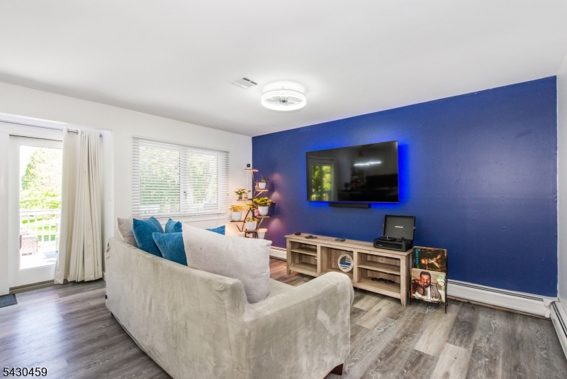 Hastings Square - Residential