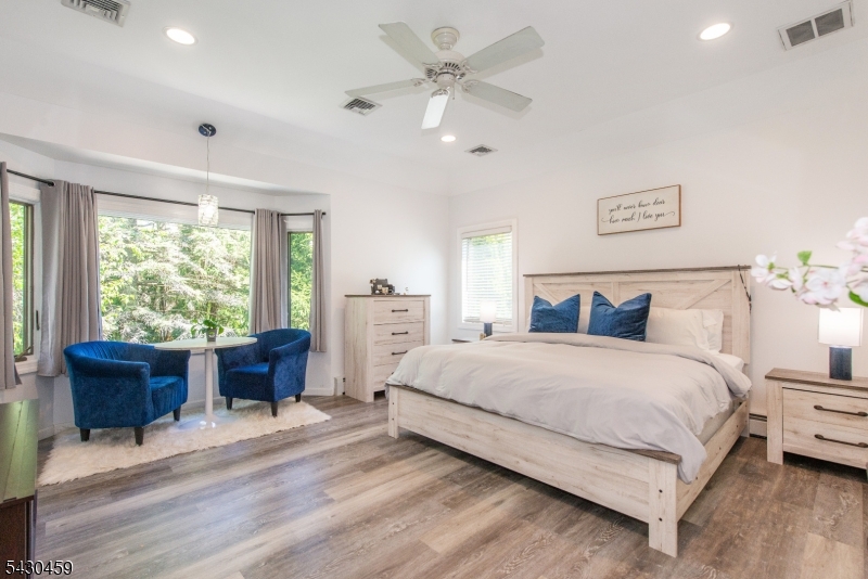 Hastings Square - Residential