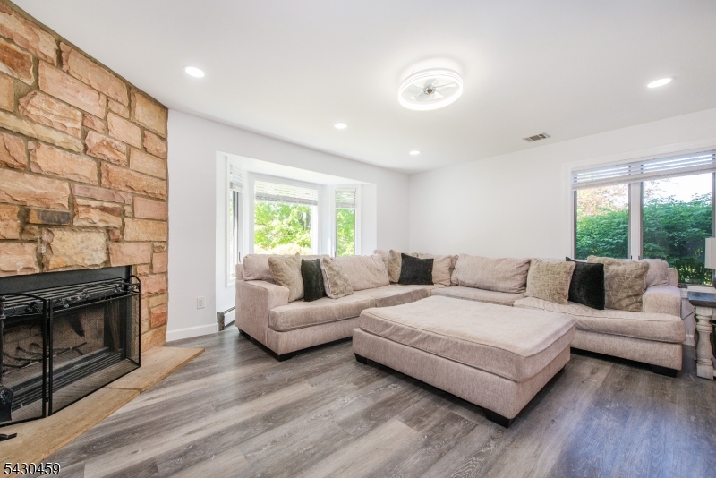 Hastings Square - Residential