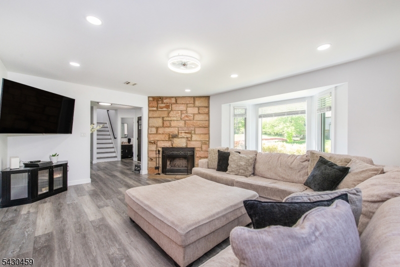 Hastings Square - Residential