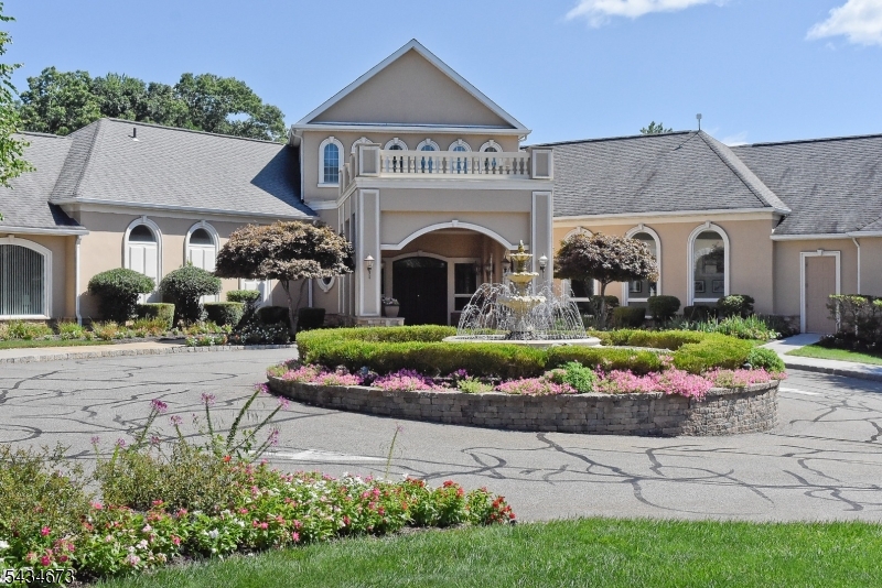 Fox Hills - Residential