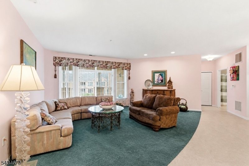 Fox Hills - Residential