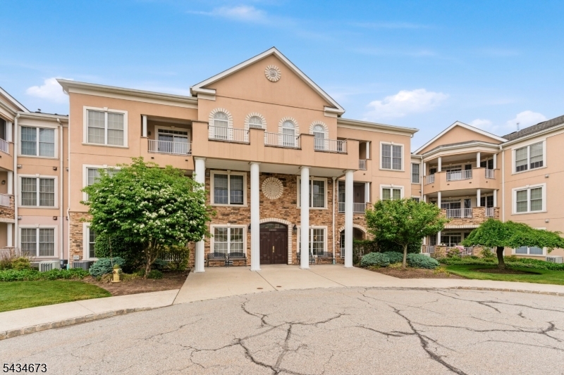 Fox Hills - Residential
