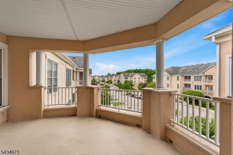 Fox Hills - Residential