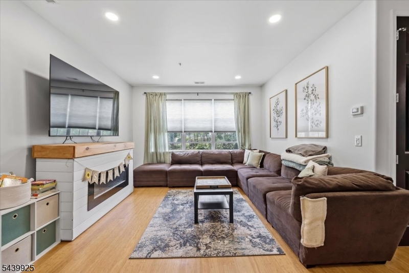 Warren Heights - Residential