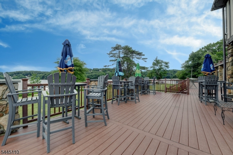 White Meadow Lake - Residential