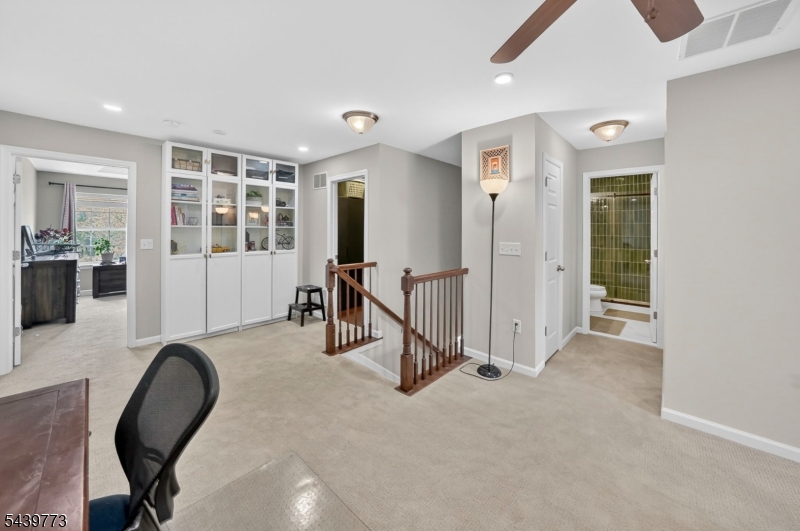 Montgomery Ridge - Residential