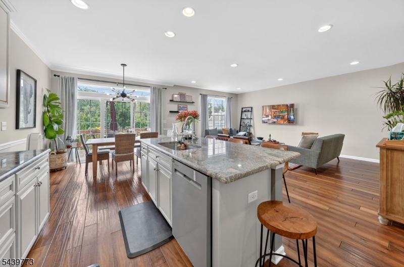 Montgomery Ridge - Residential
