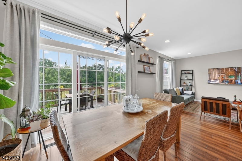 Montgomery Ridge - Residential