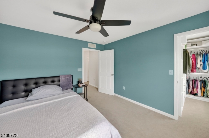 Montgomery Ridge - Residential