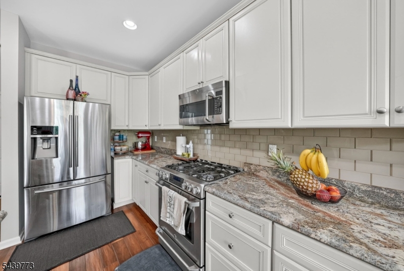 Montgomery Ridge - Residential