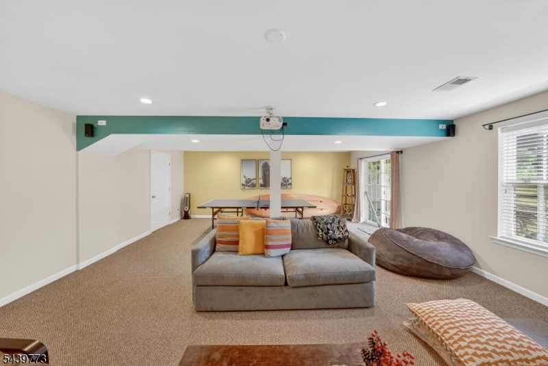 Montgomery Ridge - Residential