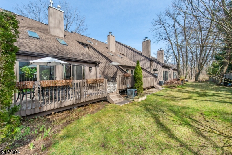 Windmill Pond - Residential