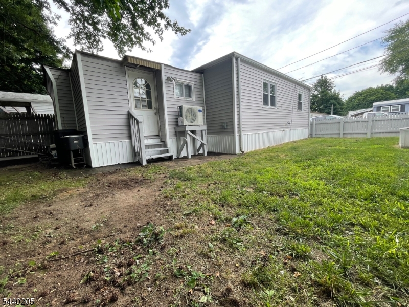 Finns Mobile Home Park - Residential