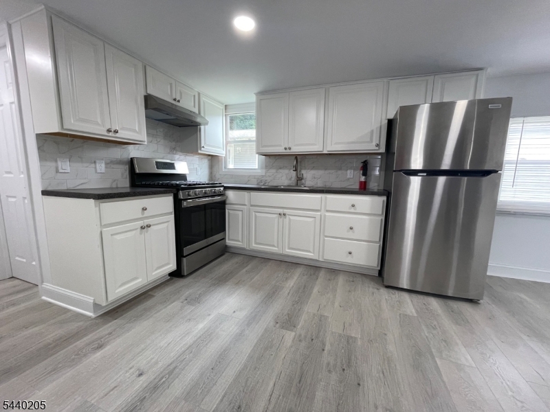 Finns Mobile Home Park - Residential