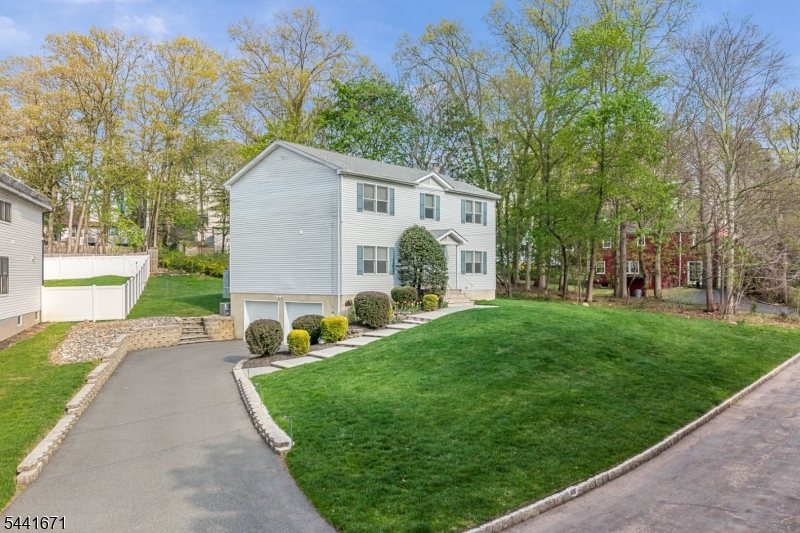 Riker Hill - Residential