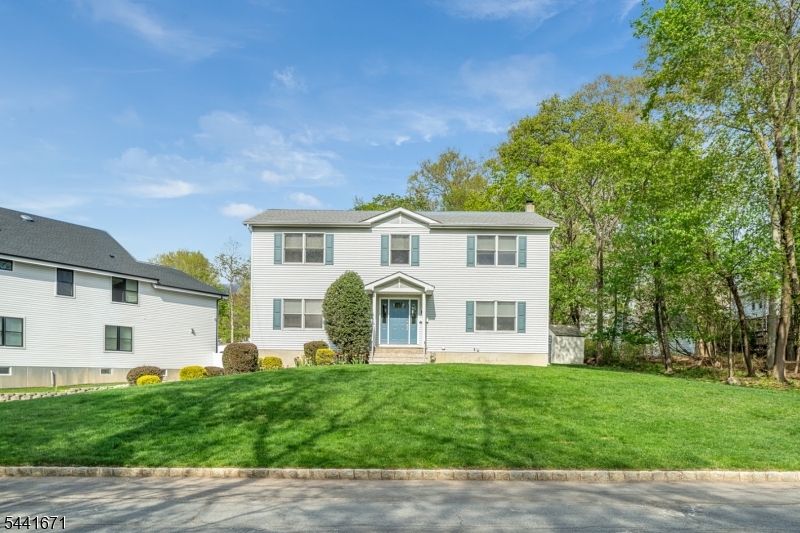 Riker Hill - Residential