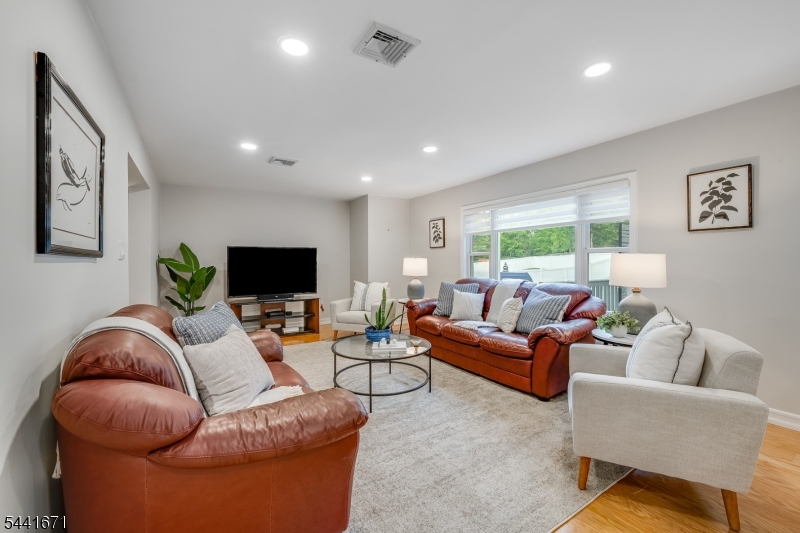 Riker Hill - Residential
