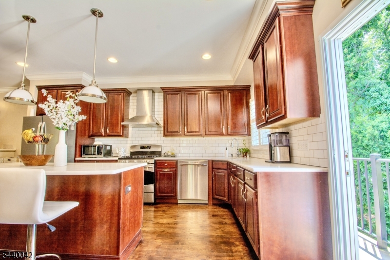 GRAMERCY SQUARE - Residential