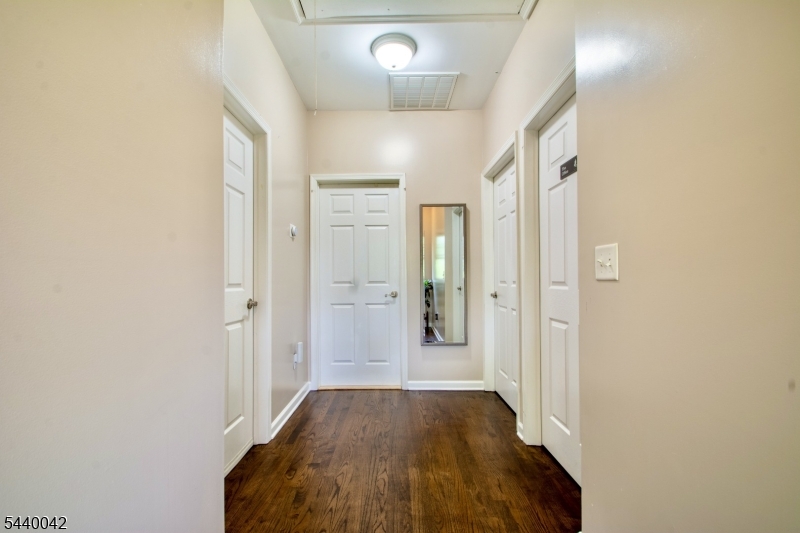 GRAMERCY SQUARE - Residential