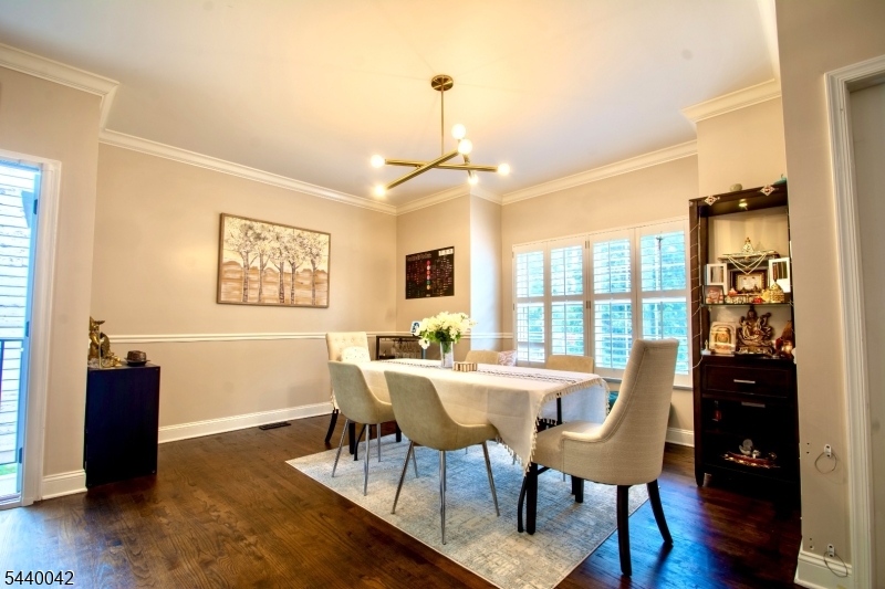 GRAMERCY SQUARE - Residential