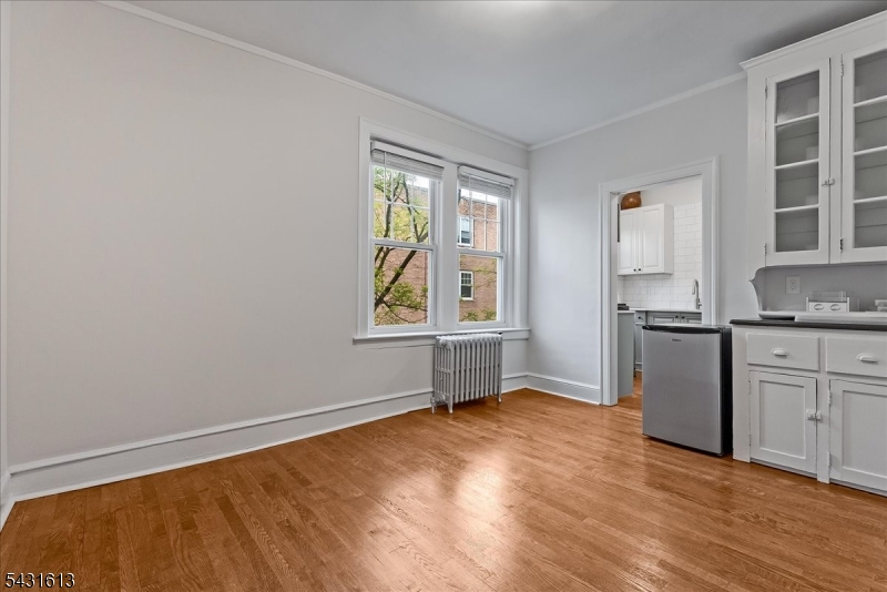 Altamont Ct - Residential
