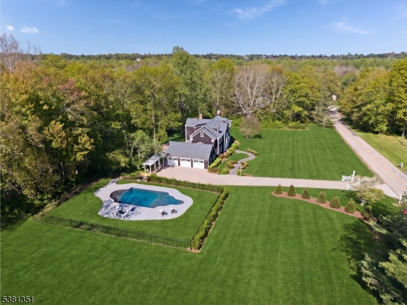 New Vernon - Residential