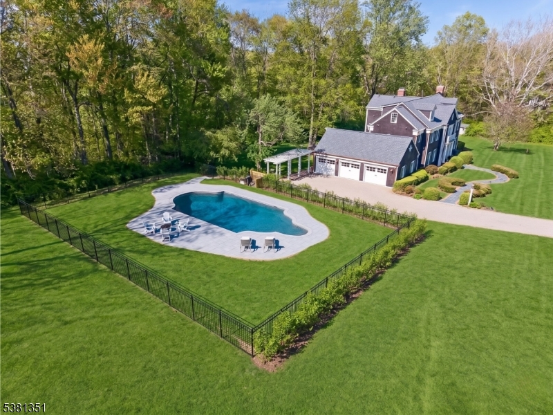 New Vernon - Residential