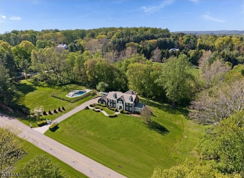 New Vernon - Residential