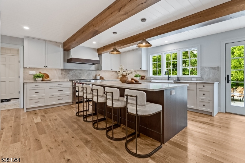New Vernon - Residential