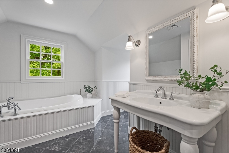 New Vernon - Residential