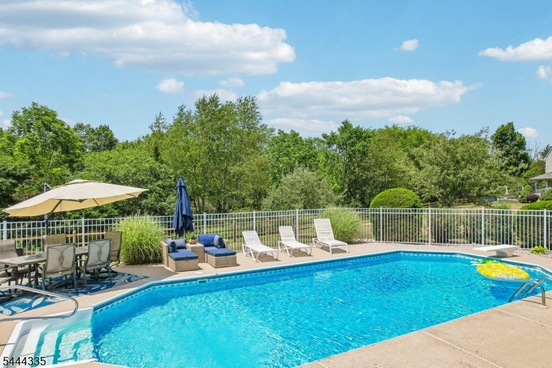 Brentwood Hills - Residential