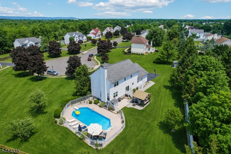 Brentwood Hills - Residential