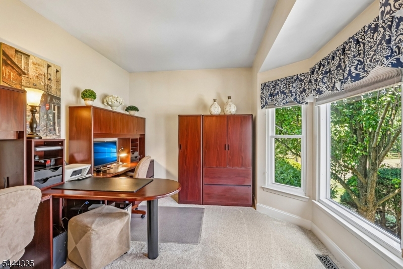 Brentwood Hills - Residential